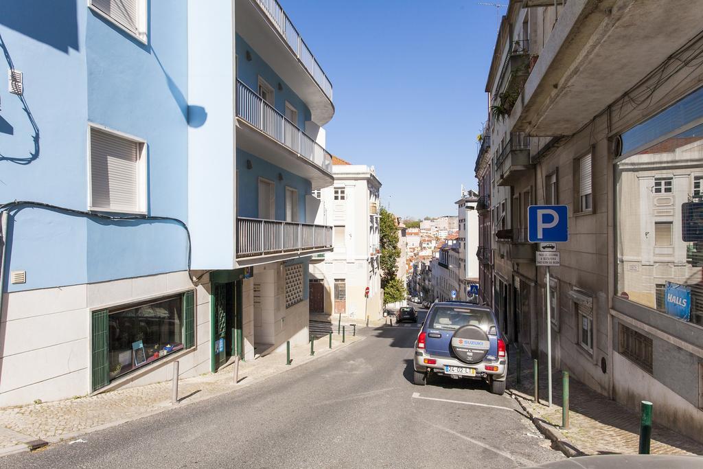 Joivy Joyful 2Br Apt With Terrace Nearby Sao Bento Palace Lisbon Bilik gambar