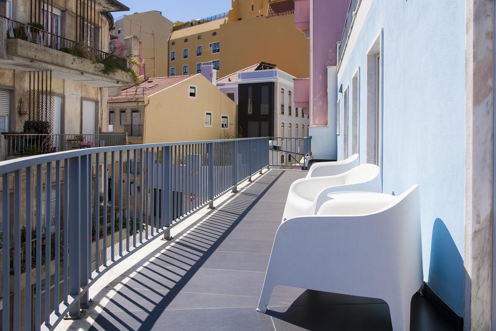 Joivy Joyful 2Br Apt With Terrace Nearby Sao Bento Palace Lisbon Luaran gambar