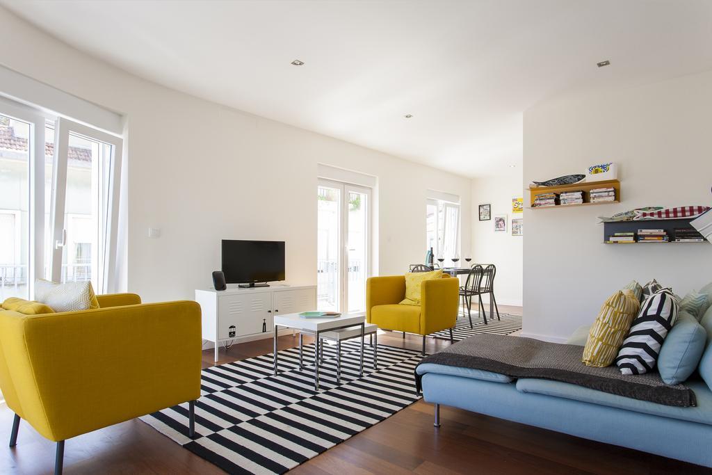 Joivy Joyful 2Br Apt With Terrace Nearby Sao Bento Palace Lisbon Luaran gambar